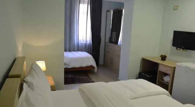 Hotel Piemonte, Забронировать Отель Тирана область Тирана, рядом с Skanderbeg Square