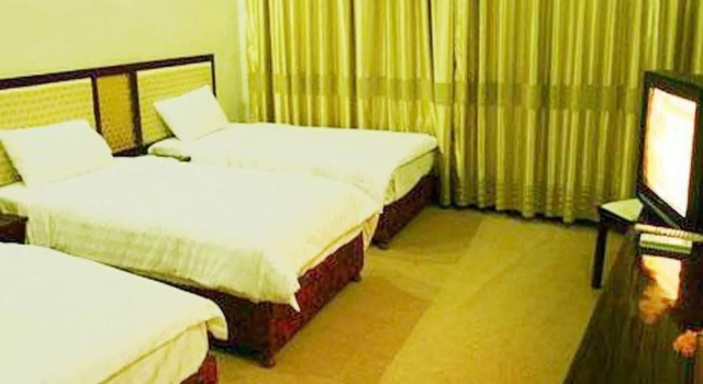 Wudangshan Shuidu Hotel, Prenota Hotel Hotel a Hubei con parcheggio, Parcheggio