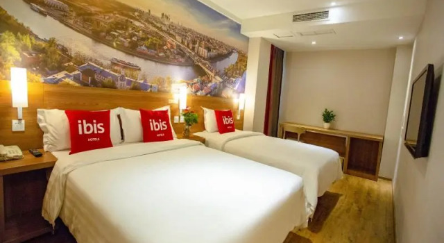 GreenTree Alliance Hotel Chengdu Wenjiang University Town, Rezerwuj Hotel Hotele 3-gwiazdkowe w Wenjiang, 3*