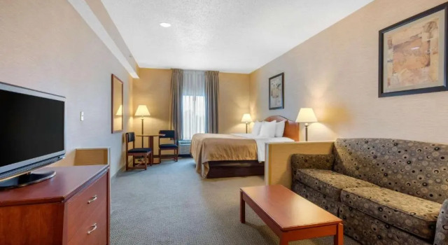 Люкс Quality Inn & Suites Benton - Draffenville