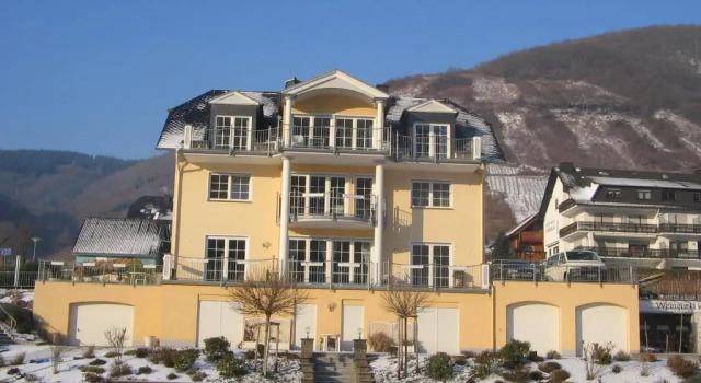 Residenz Moselstausee, Забронировать Отель Санкт-Альдегунд Мозель - Германия