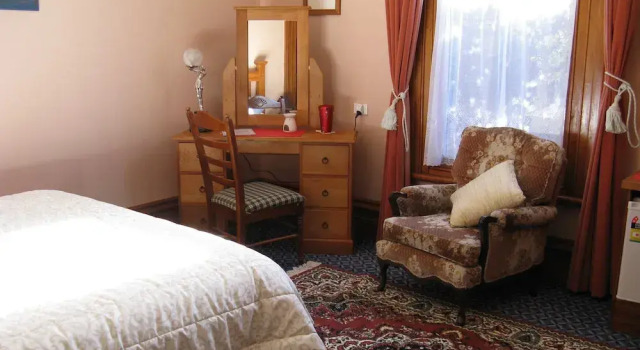 Номер Classic Ugbrooke Country Estate