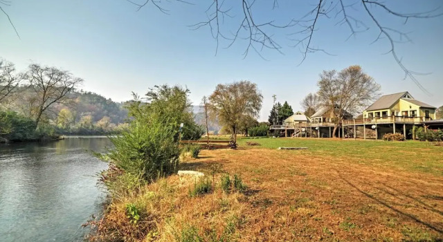 Rustic Reliance Cabin: Fly Fish the Hiwassee River, Rezervați Hotel Reliance Statele Unite ale Americii