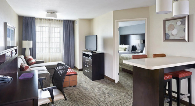 Двухместный номер Standard c 1 комнатой Staybridge Suites Philadelphia- Montgomeryville by IHG