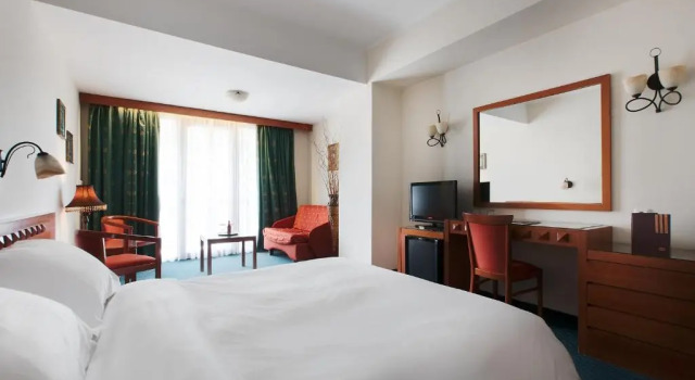 Люкс Standard Hotel Z Palace & Congress Center