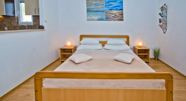Апартаменты Standard Apartments Nina Hvar town