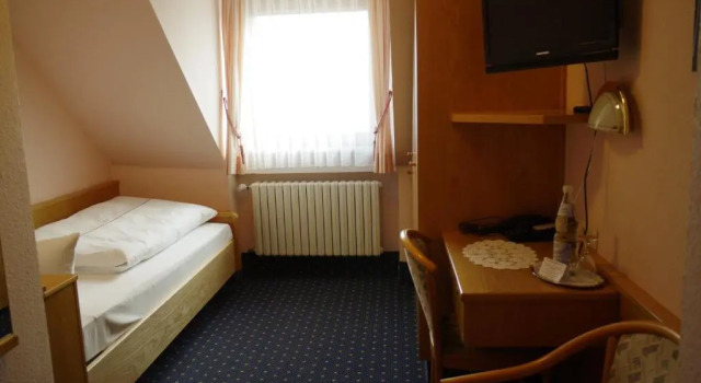 Standard single cameră Hotel Ebner