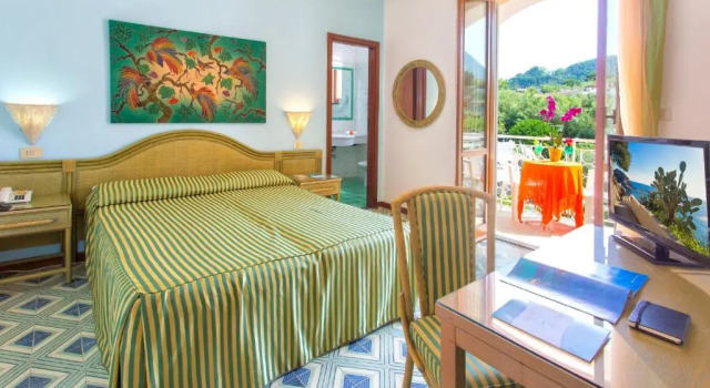 Трёхместный номер Standard Hotel La Scogliera