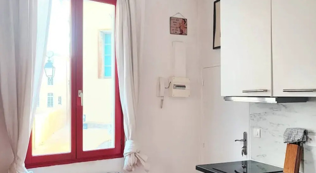 Studio in Aix en Provence, Забронировать Апартаменты/квартира Экс-ан-Прованс Буш-дю-Рон, рядом с Торговый центр Провансальские аллеи