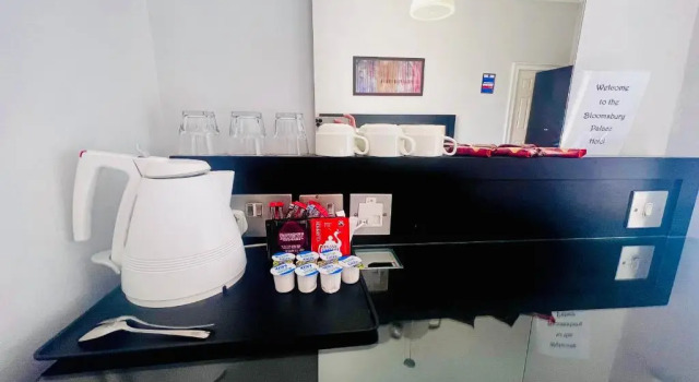 Трёхместный номер Standard Bloomsbury Palace Hotel