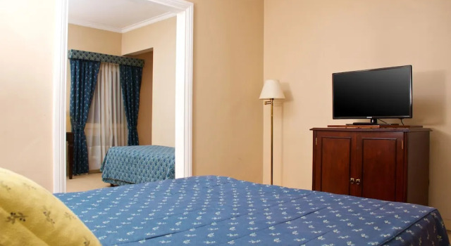 Номер Executive Provincial Plaza Hotel