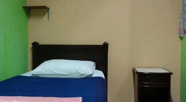 Одноместный номер с кондиционером Oasis Guest House