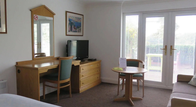 Gosfield Lake Resort, Book Ferieresort Halstead Essex