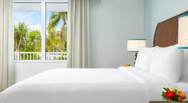 Номер Standard с видом на сад Hilton Garden Inn Key West / The Keys Collection