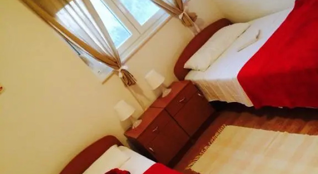 Guest House Dia, Забронировать Гостевой дом Гостевые дома Биоград-на-Мору, рядом с Пляж Биоград Залазак, Гостевой дом