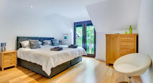 Stabal Marian, Book Hotel Bodorgan Anglesey