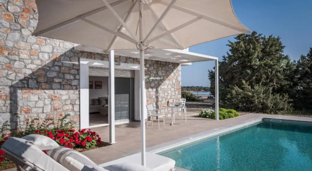 Вилла рядом с пляжем Cedar Bay Beachside Villas