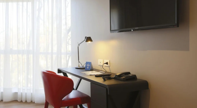 Номер Superior с балконом Regency Way Montevideo Hotel
