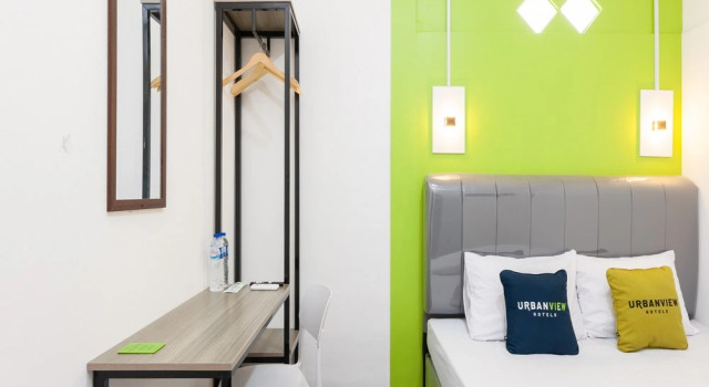 Urbanview Don Juan Pondok Gede by RedDoorz