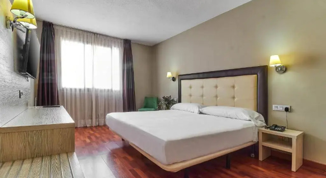 Двухместный номер Standard B&B HOTEL Zaragoza Royal