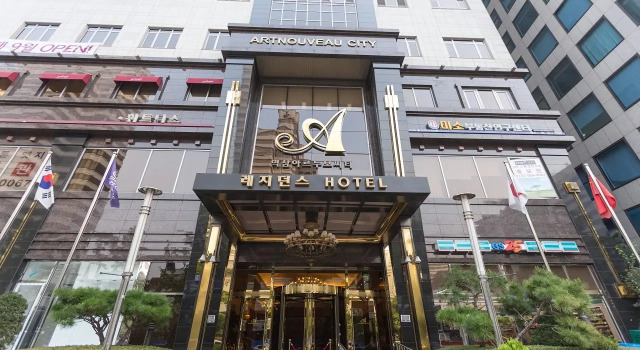 Двухместный номер Superior Yeoksam Artnouveau City Hotel and Residence