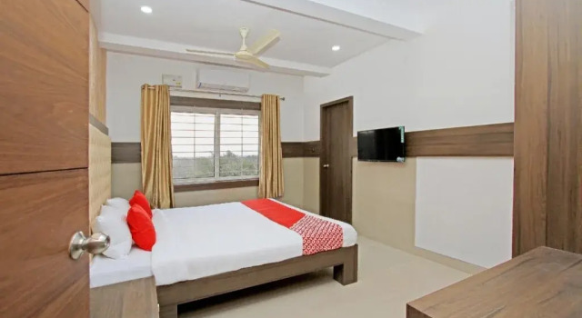 Hotel O Nirvikalpa, Prenota Hotel Ullal Karnataka