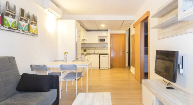 Cataluña 92 Ref. 1032, Забронировать Отель Отели Tarragonès 3 звезды, 3*