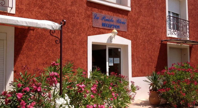 Résidence Hôtel La Pinède Bleue, Book Hotel Hyères Var coast