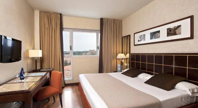 Полулюкс Eurostars Toledo
