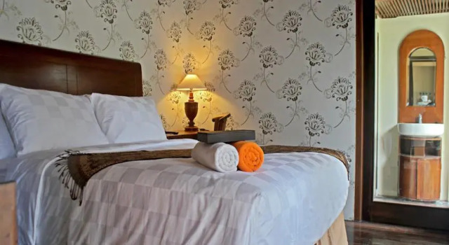 The Edelweiss Hideaway Villas, Book Villa Sommerhuse i Central Java, Hytte