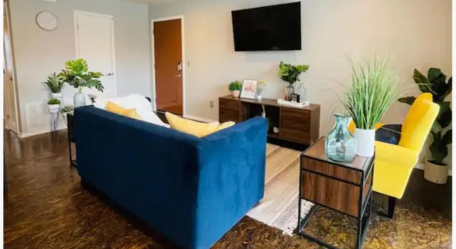 Апартаменты с 2 комнатами Evies Campus-close 2 bedroom luxury