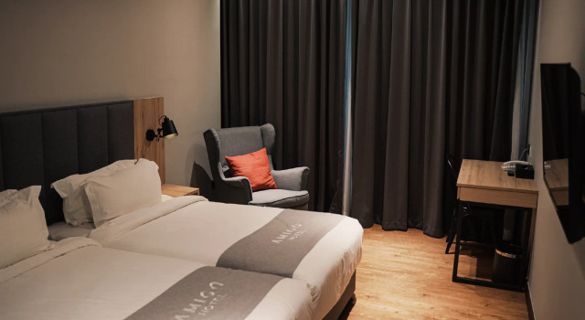 Номер Superior Amigo Hotel