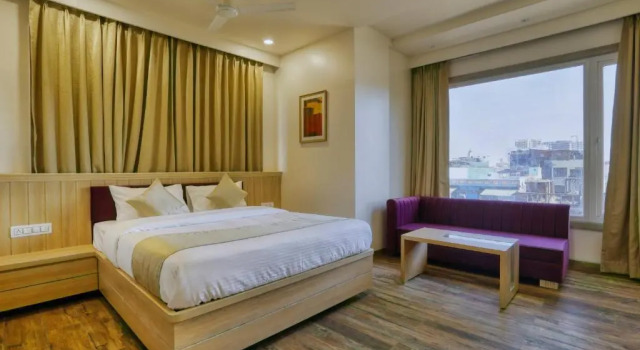 Люкс Hotel Centre Park Bhopal