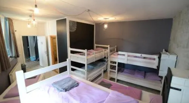 Hostel Fair and Square, Book Hostel / Vandrerhjem Hostels i Central Serbia, Hostel / Vandrerhjem