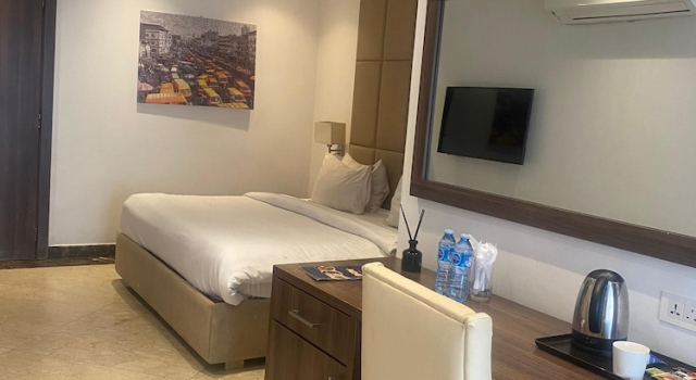 Boardroom Apartment  by Jotani Living, Prenota Appartamento Hotel SPA a Ikuata, SPA