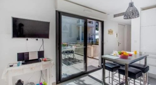 Delightful 2-Berooms With Terrace