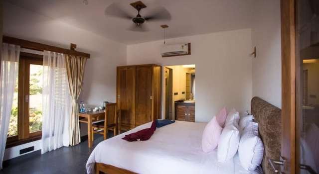 Номер Luxury Dunhill Beach Resort