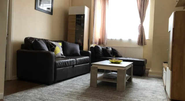 Entire Flat Very Comfortable 1 Bedroom London, Забронировать Отель Отели Англии 3 звезды, 3*