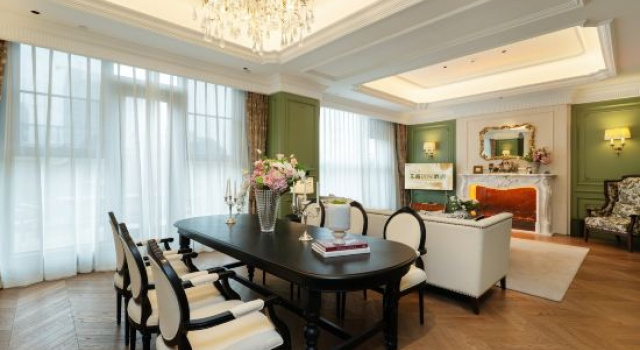 Люкс Royal L'amour Holel