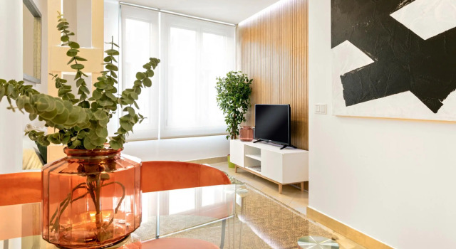 Luminous 1 Bedroom Apartment in the Heart of Seville. Murillo V, Забронировать Апартаменты/квартира Севилья провинция Севилья, рядом с La Torre de Don Fadrique