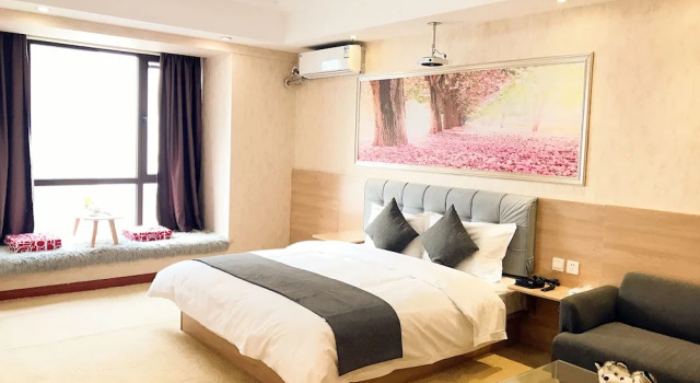 Номер Classic Xi'an Phoenix Holiday Hotel