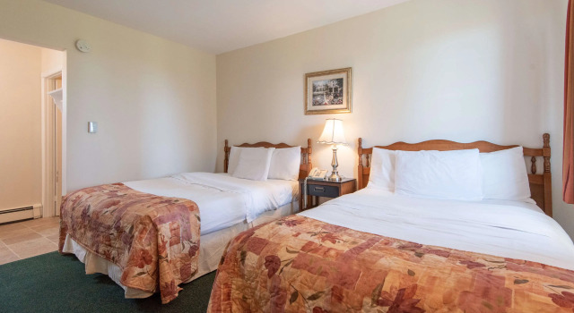 Четырёхместный номер Standard Canadas Best Value Inn & Suites Summerside