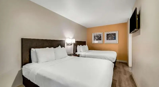 Люкс Comfort Inn Beach Boardwalk