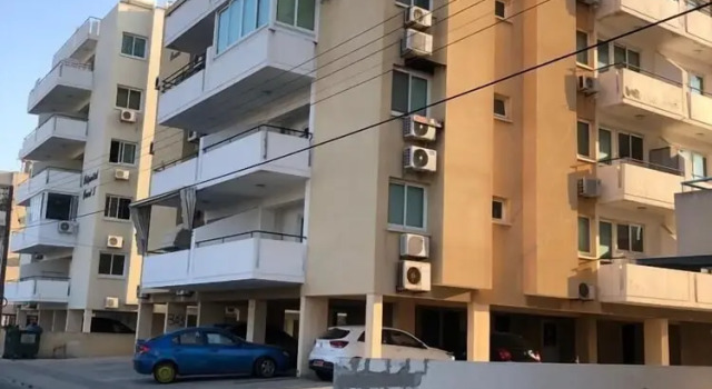 Chloris 3- Bedroom Apartment in Larnaca, Book Apartment Larnaka Larnaca Region
