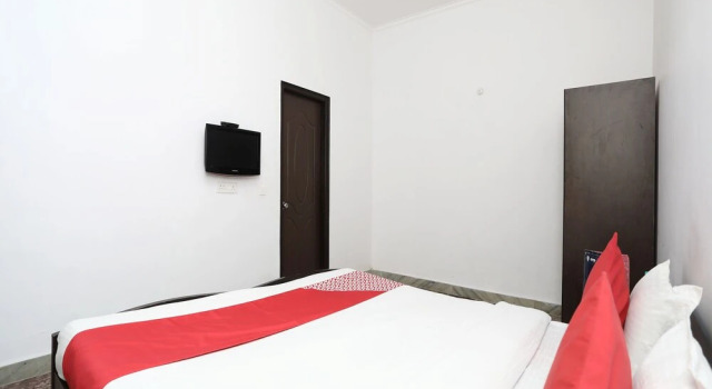 OYO 12651 Hotel Kailasa, Rezervovat Hotel Rišikéš Uttarakhand