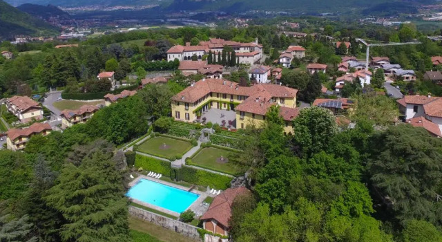 Вилла Villa La Vescogna, Historic House with Pool