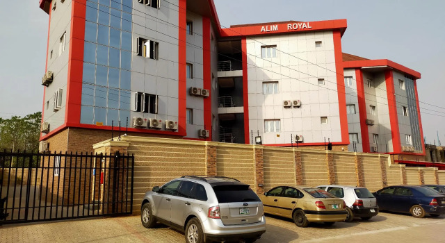 Alim Royal Hotel & Suites, Book Hotel Hotels in Bwari with a Pool, Swimming Pool