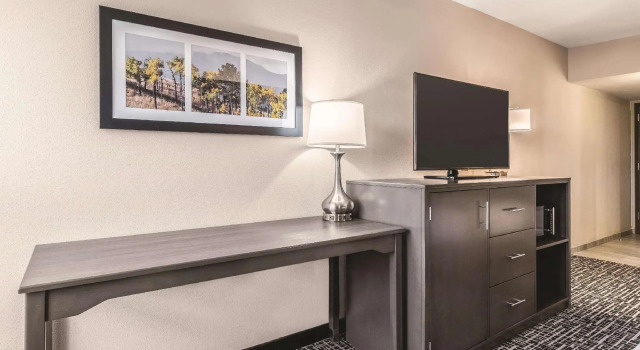 Четырёхместный номер Standard La Quinta by Wyndham Glenwood Springs