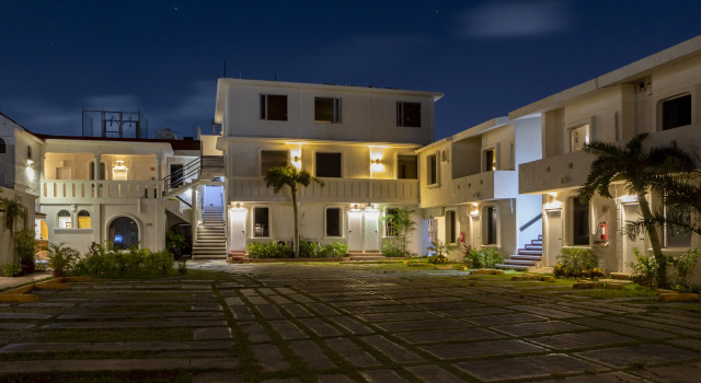 Capital O Hotel Rolovi Cancun