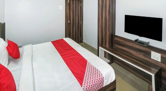 OYO 12522 Hotel Panchganga